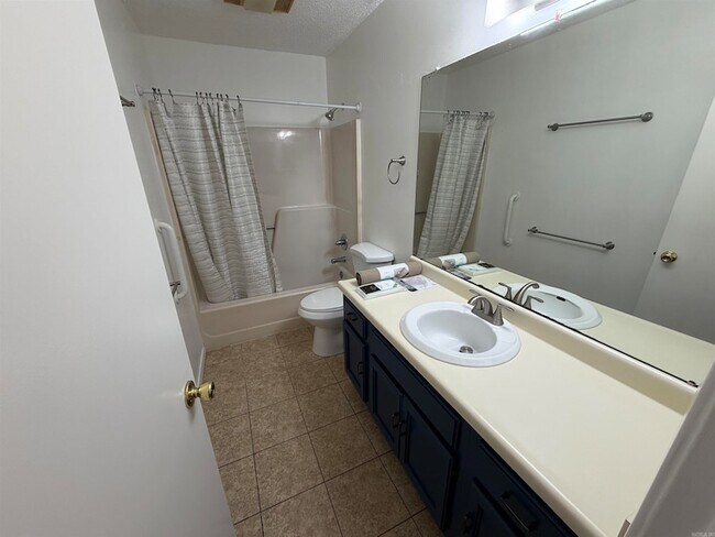 Foto del edificio - 12 Southland Ct