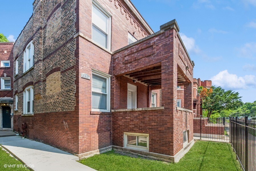 Primary Photo - 6327 S Throop St