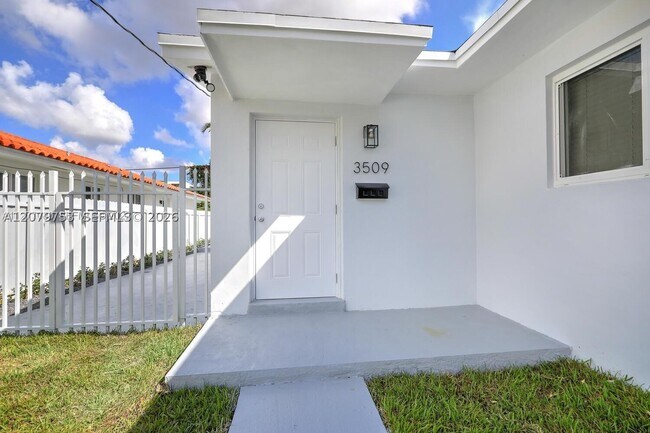 Foto del edificio - 3509 SW 23rd Terrace