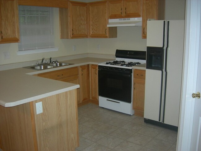 Foto del edificio - A LOVELY TOWNHOME IN LITHONIA, GA CONVENIE...