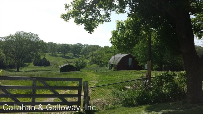 Building Photo - 2 br, 2 bath House - 8651 N. Highway V.V