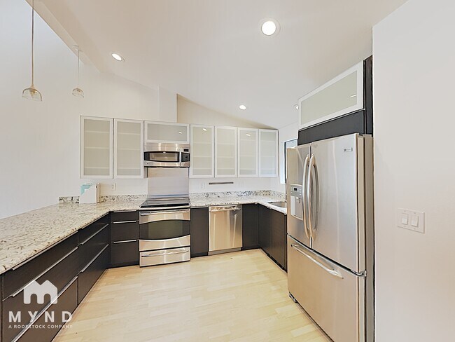 Foto del edificio - 15278 Sunwood Blvd