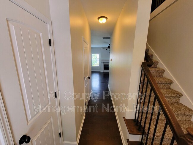 Building Photo - 538 Broughton Dr
