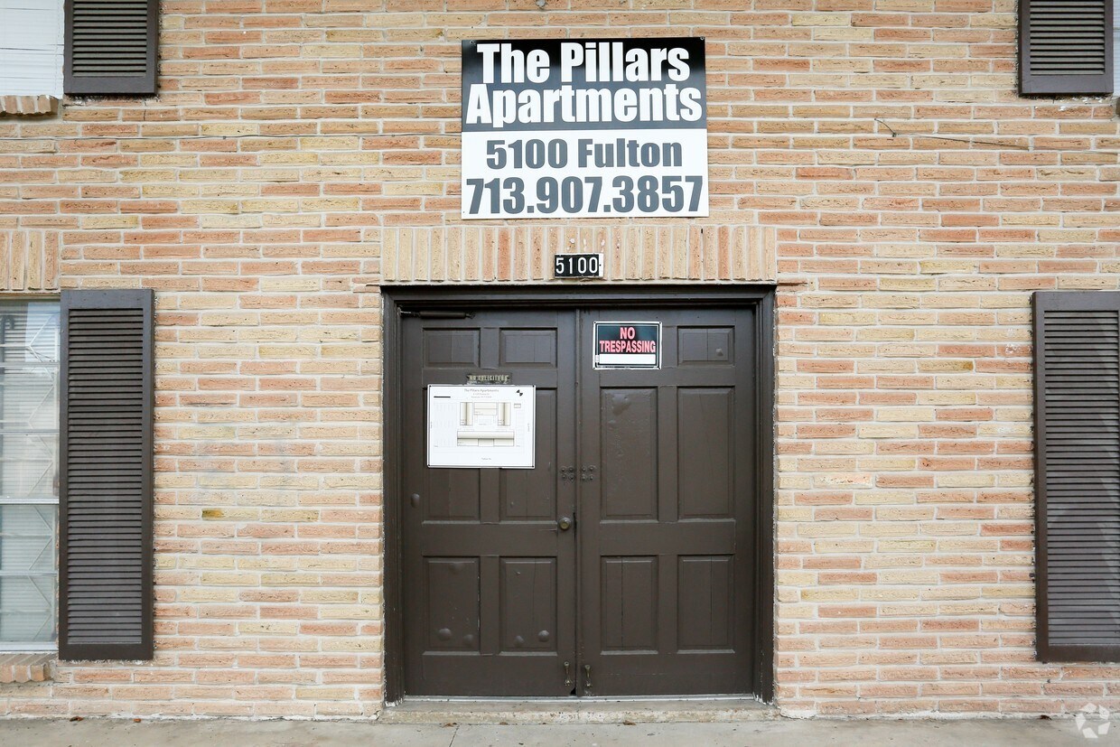 Foto del edificio - The Pillars