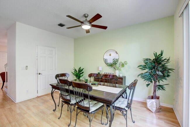 Foto del edificio - 11705 NW 47th Dr