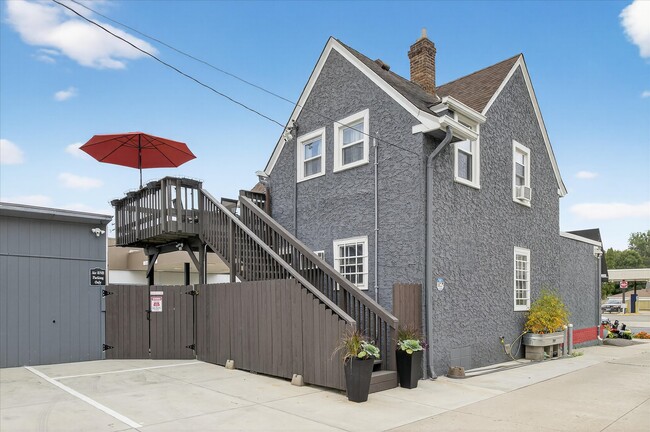 Building Photo - 4935 34th Ave S