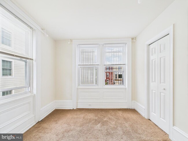 Foto del edificio - 3829 Hamilton St