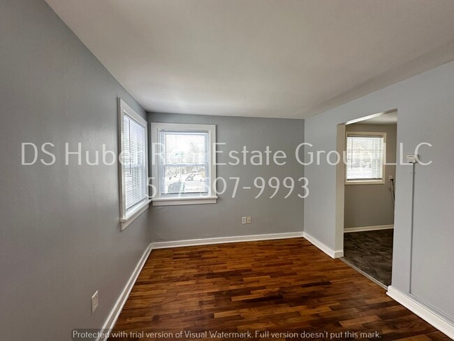 Foto del edificio - 440 Community St