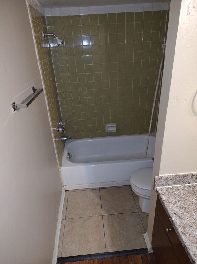 Foto del edificio - 5980 E 33rd Ct