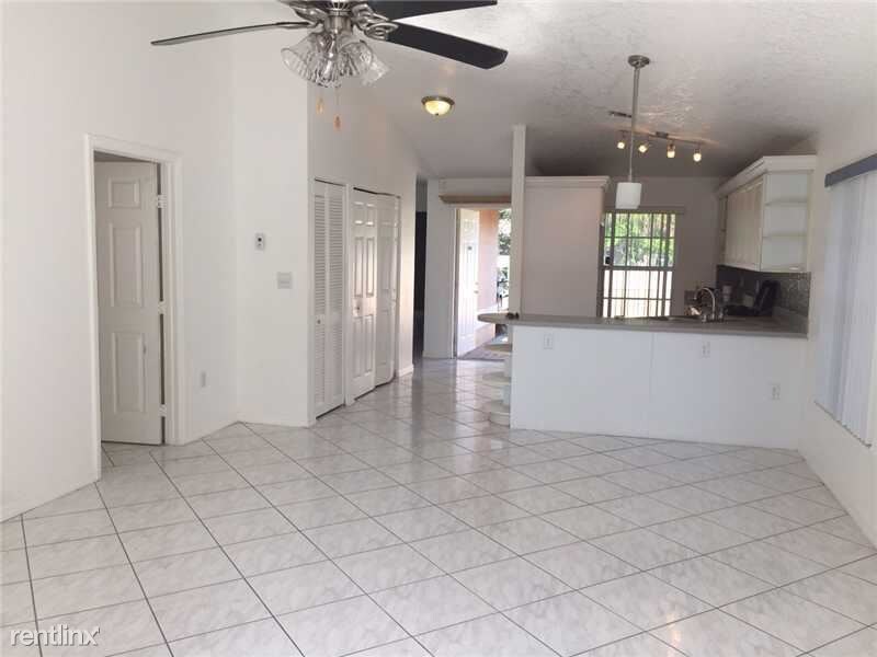 Foto del edificio - 6664 SW 48th St