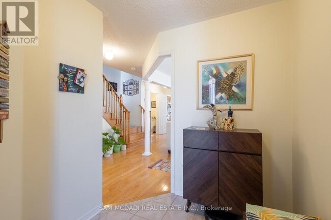 Building Photo - 3158 Clayhill Rd
