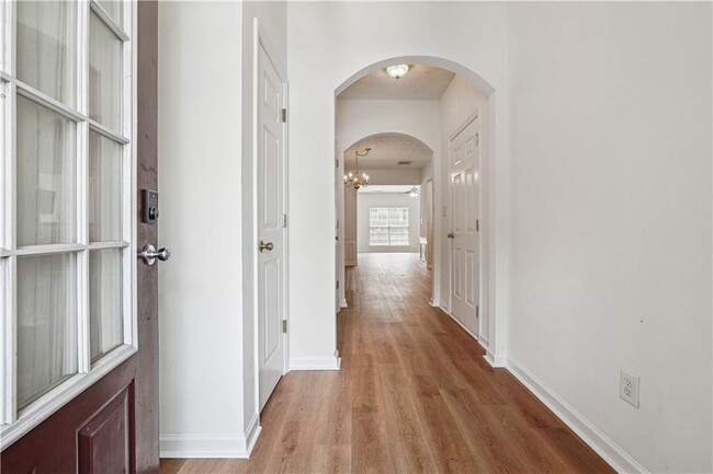 Foto del edificio - 3812 Dandridge Dr
