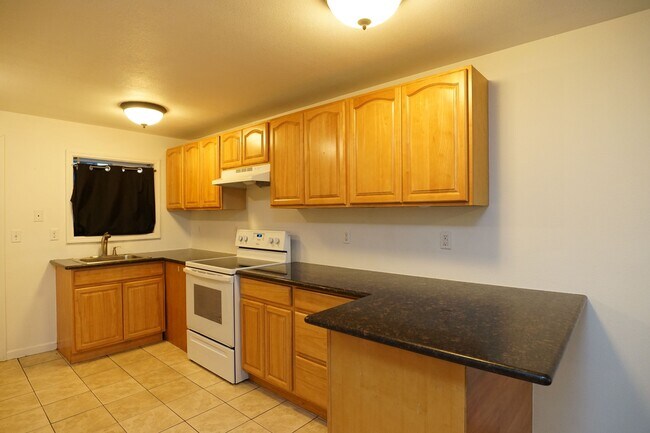 Building Photo - 7536 Renton Ave S