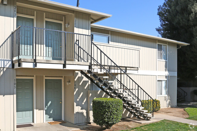 Meadowbrook Apartments - Reedley, CA | Apartments.com