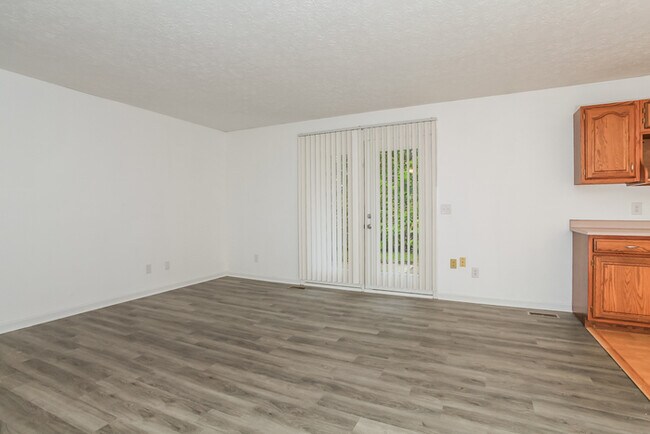 Foto del edificio - 273 Lindy Ave