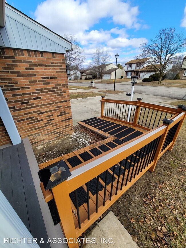 Building Photo - 3 br, 1.5 bath House - 1281 RUE DEAUVILLE ...