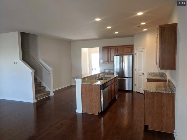 Building Photo - 332 Fox Ridge Ln