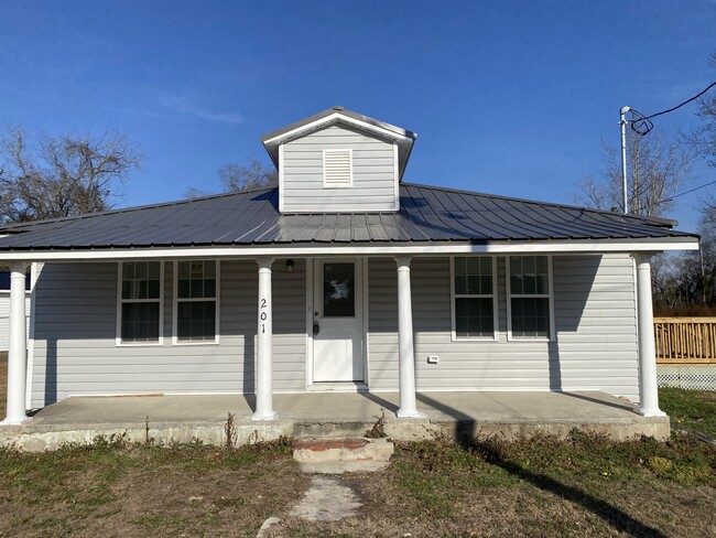 Building Photo - 201 Contentnea Dr
