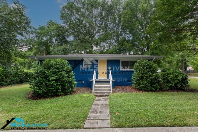 Photo - 1021 Sedgefield Street House