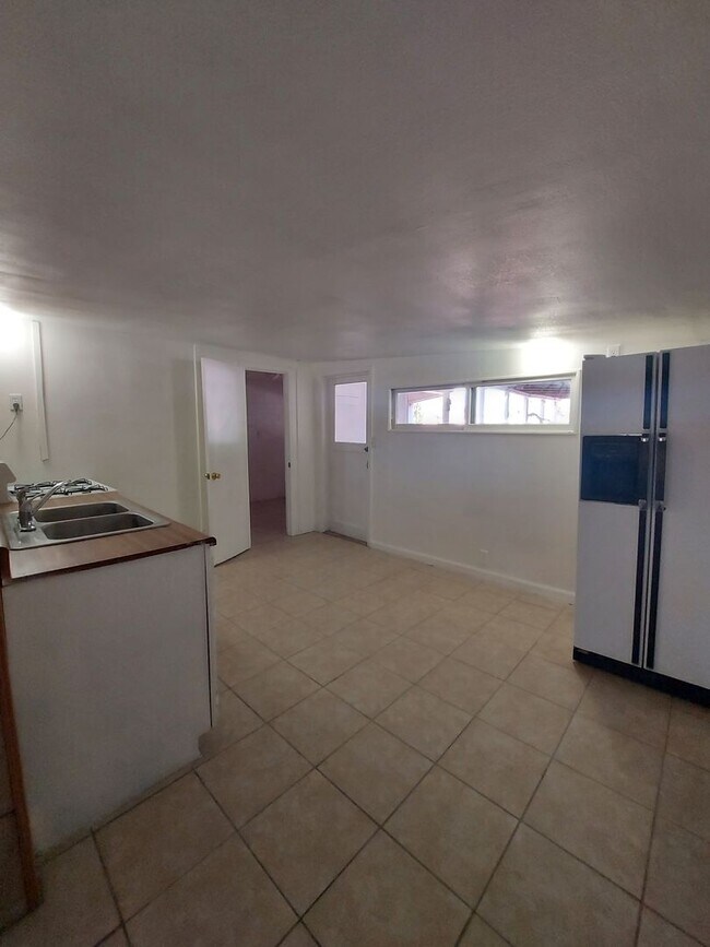 Foto del edificio - 206 N 1st St