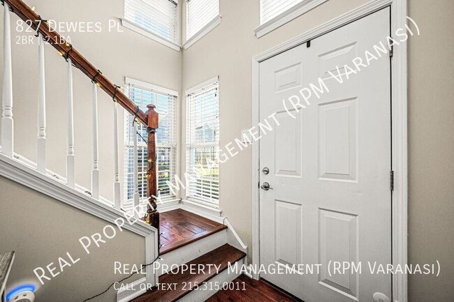 Building Photo - 827 Dewees Pl