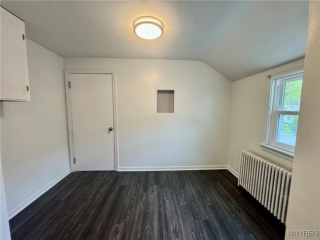 Building Photo - 268 Callodine Ave