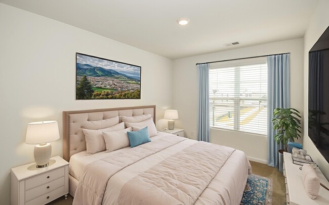 Building Photo - 73 Striker Rd