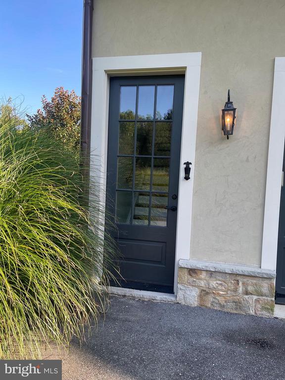 Foto del edificio - 10601 Red Barn Ln