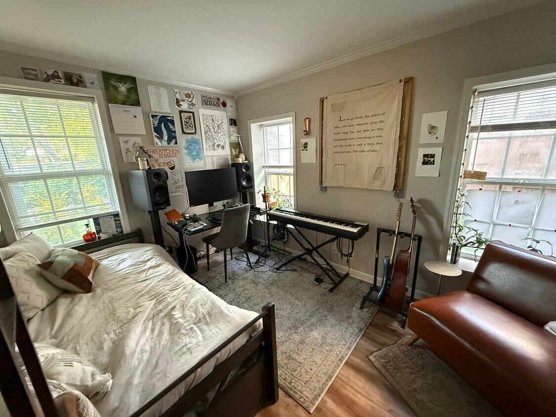 Foto del edificio - 1808 Ashwood Ave