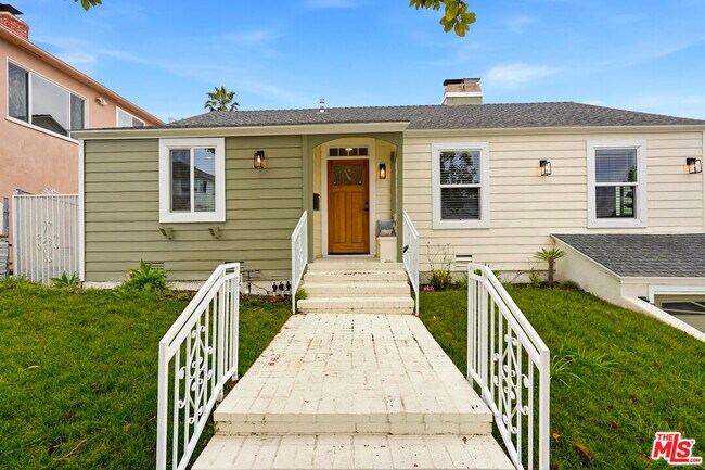 Foto del edificio - 5452 Harcross Dr