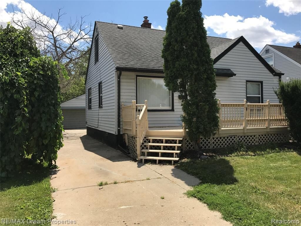 Primary Photo - 11096 Jewett Ave