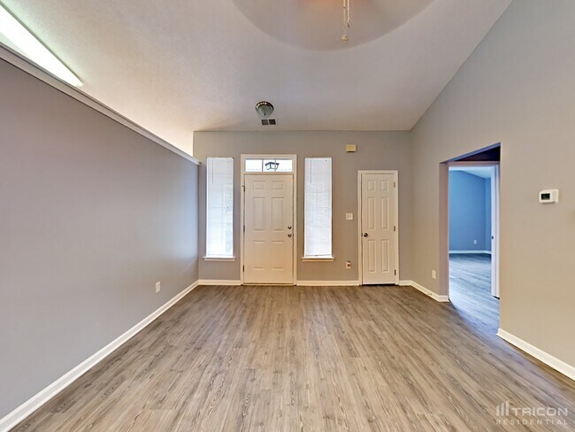 Foto del edificio - 1613 Bear Brook Dr