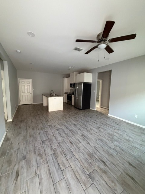 Building Photo - 1304 W Heritage Dr