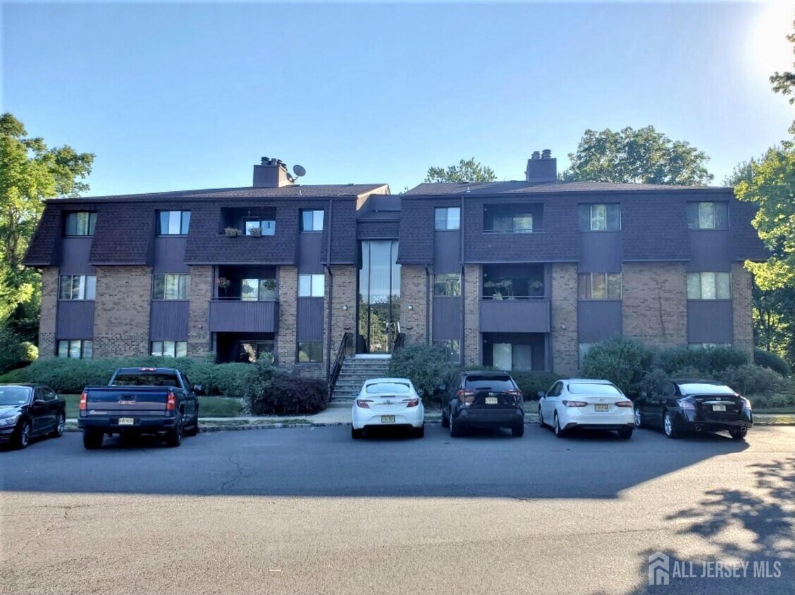 Foto principal - 2631 Old Stone Mill Dr