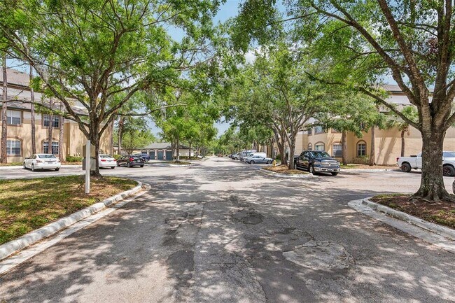 Foto del edificio - 17104 Carrington Park Dr