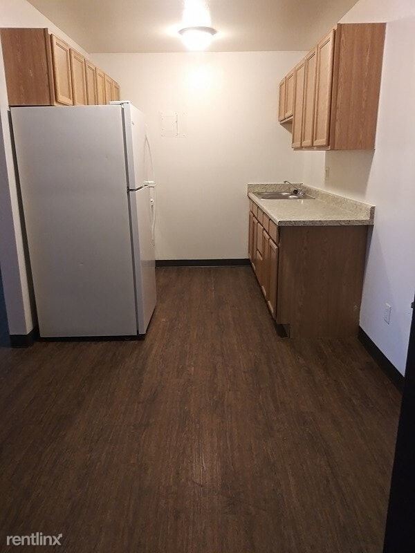 Foto del edificio - 1 br, 1 bath Apartment - 568 Marquette Drive