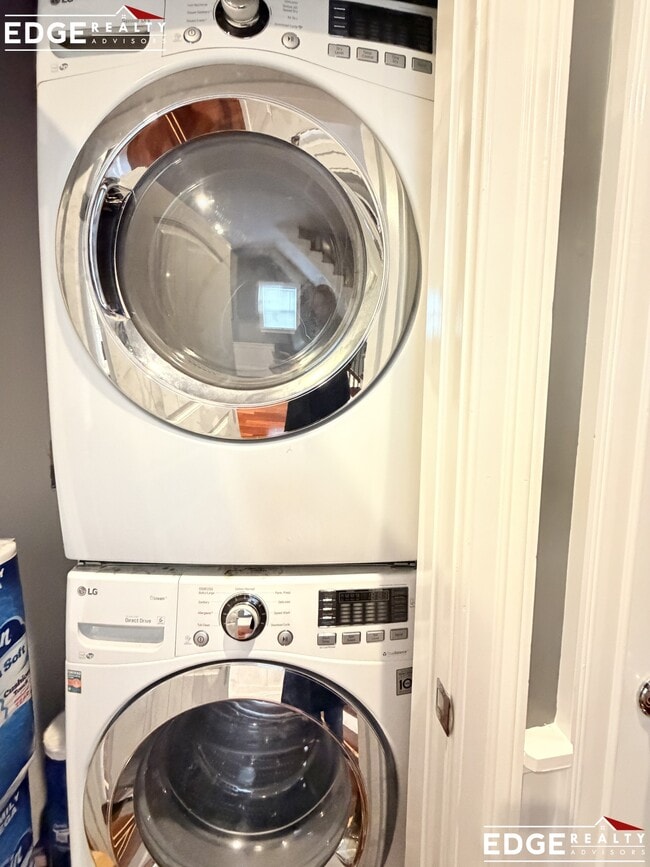 Foto del edificio - 580 E 3rd St