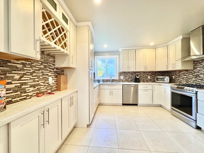 Photo - 2536 W Ave 130th House