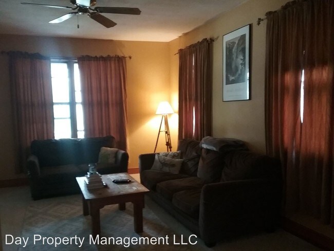 Foto del edificio - 3 br, 1 bath House - 918 E. North St.