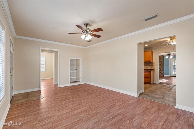 Building Photo - Anderson Island - 3BD/1BA - Showings to begin July 20th