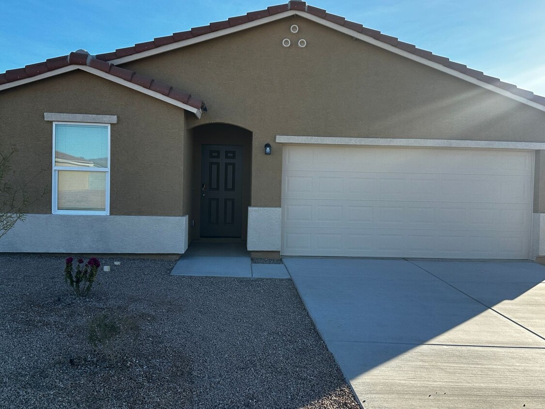 Primary Photo - New Home in Fort Mohave