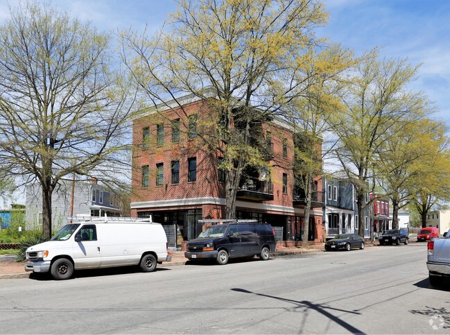 Building Photo - 23rd Street Triangle