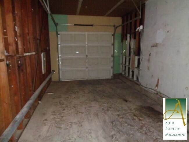 Building Photo - Pets Welcome