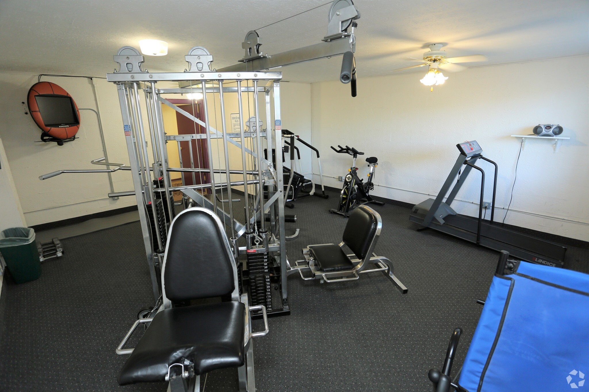 Sandcrest Apartments – photo 5