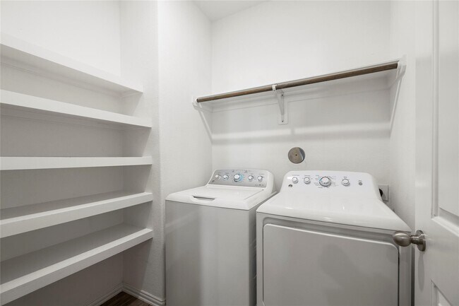 Foto del edificio - 29507 Whitebrush Trace Dr