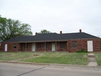 Primary Photo - 932-942 N Oliver Ave