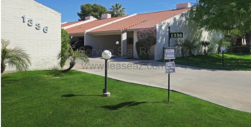 Primary Photo - 1336 E Maryland Ave