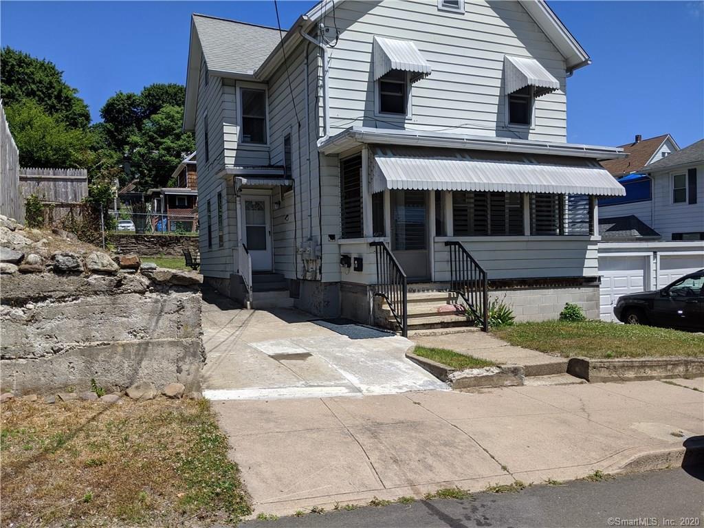 79 8th St, Derby, CT 06418 Room for Rent in Derby, CT