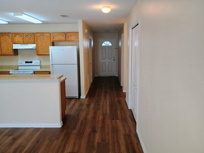 Building Photo - 7408 Mead Dr