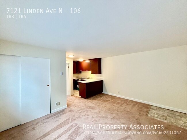 Building Photo - **Recently Renovated** Spacious 1-Bed Clos...